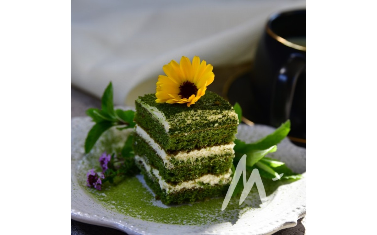 Green Matcha Sponge cake