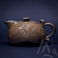 Clay Teapot Rust-Glazed 